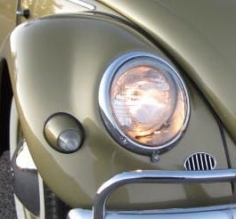 Fiberglass Front Fender, Standard Beetle, Early Headlights With Bullet Turn Signals, Stock Width, Right, BFSEB-12